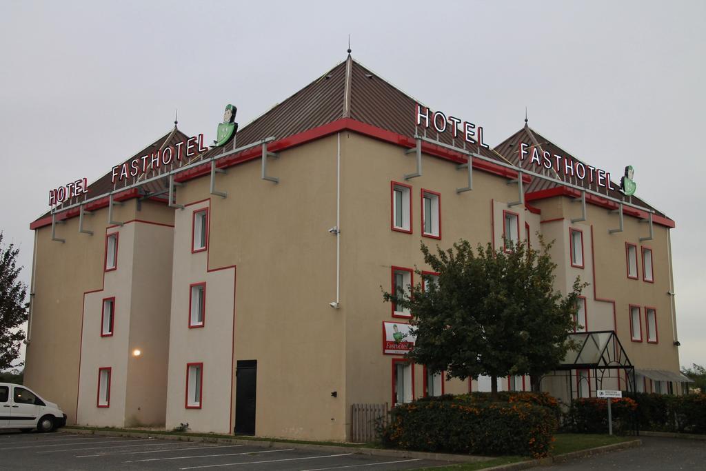 Fasthotel Montereau - Esmans Exterior photo